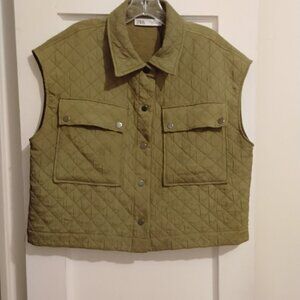 Zara Green Sleveless Cardigan